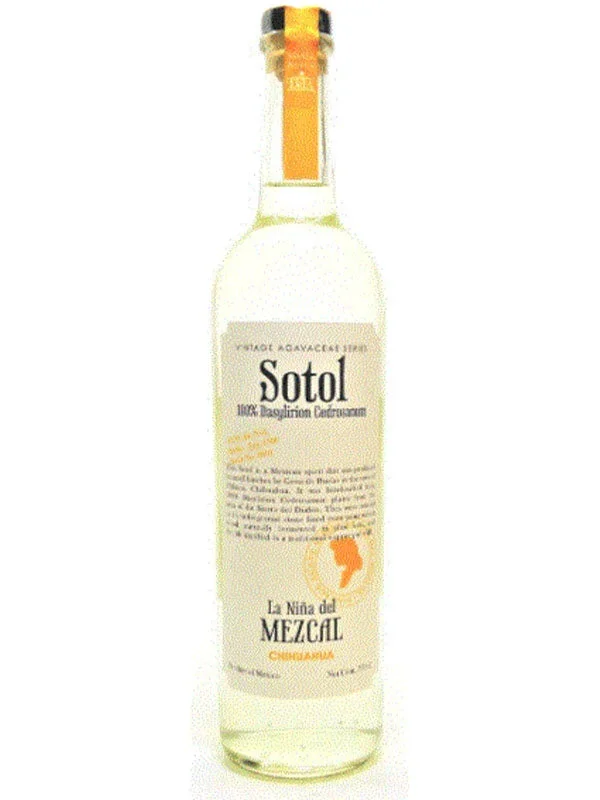 La Nina del Mezcal Sotol